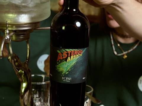 Asteroid: l'Assenzio di Norah was drunk creato per i cocktail